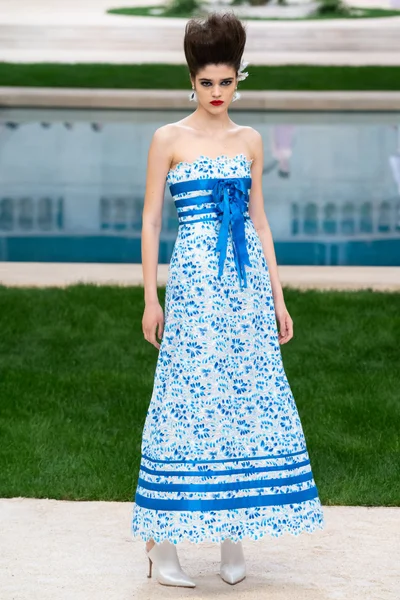 Look 55